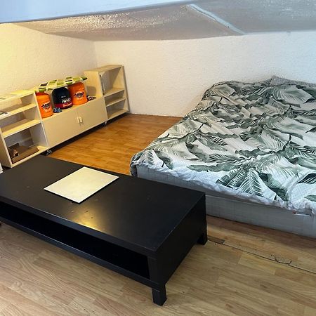 Habitacion Privada En Pleno Centro De Vitoria-Gasteiz Ngoại thất bức ảnh